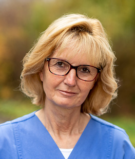 Regina Peltzer, Gesundheits- und Krankenpflegerin, Onkologische Praxis Herdecke, Fachweiterbildung Onkologie und Palliative Care